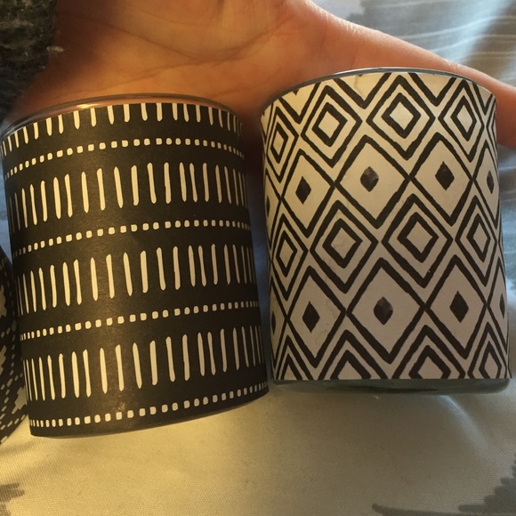 SOLD Brand new decorative candle set - Picture 3 of 4