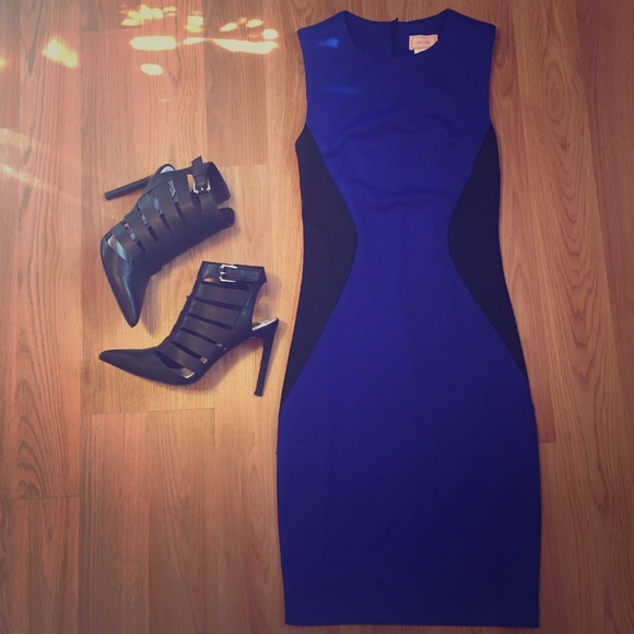 Dresses & Skirts - Blue and Black Fitted Dress.