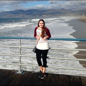 Meet your Posher, Danielle