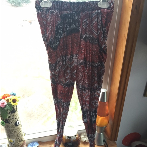 Patterned joggers