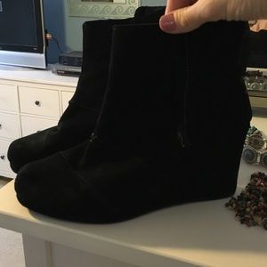 Toms Suede Wedge Bootie