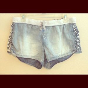 Vanilla Star embroidered shorts