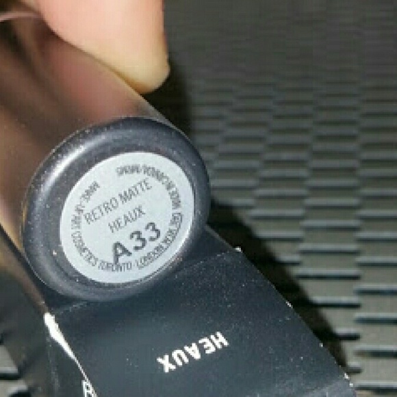 Mac riri heaux matte limited edition