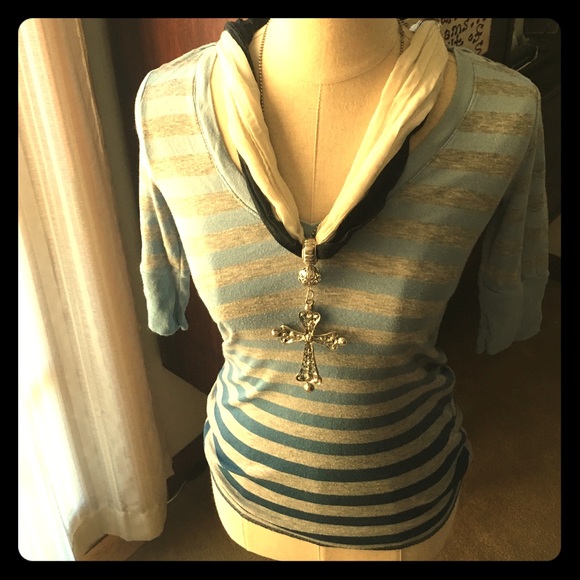 Michael Stars V-Neck Striped Ombré Tee⭐️