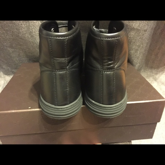 SOLD!!! Authentic Gucci high top sneakers - Picture 4 of 4