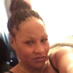 Meet your Posher, Damitra