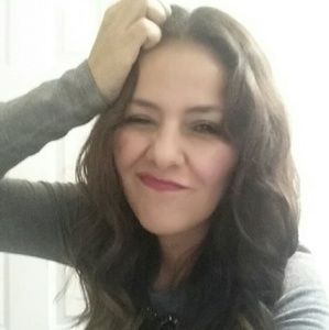 Meet your Posher, Abigail