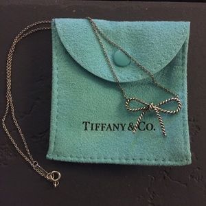 *REDUCED* Tiffany & Co twisted cable bow necklace
