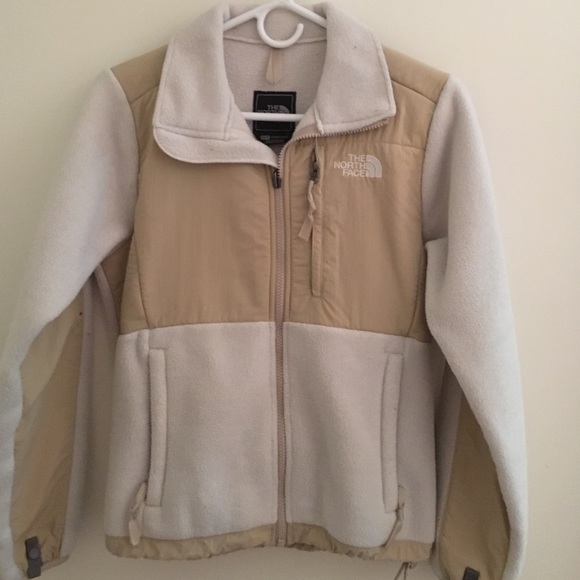 Cream/tan northface jacket