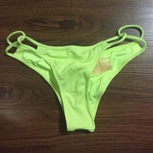 Victoria's Secret Looped Itsy bottom in Iced Kiwi