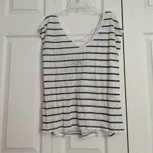 Striped short sleeve shirt