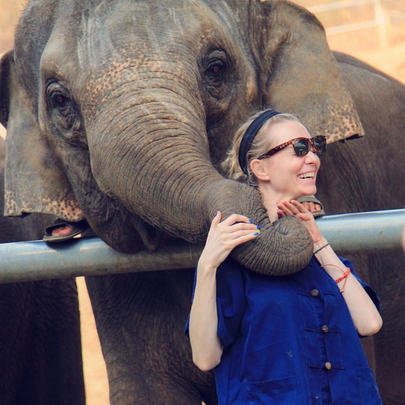 Meet your Posher, Casey