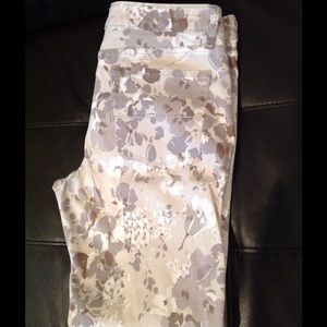 Floral print skinny jeans