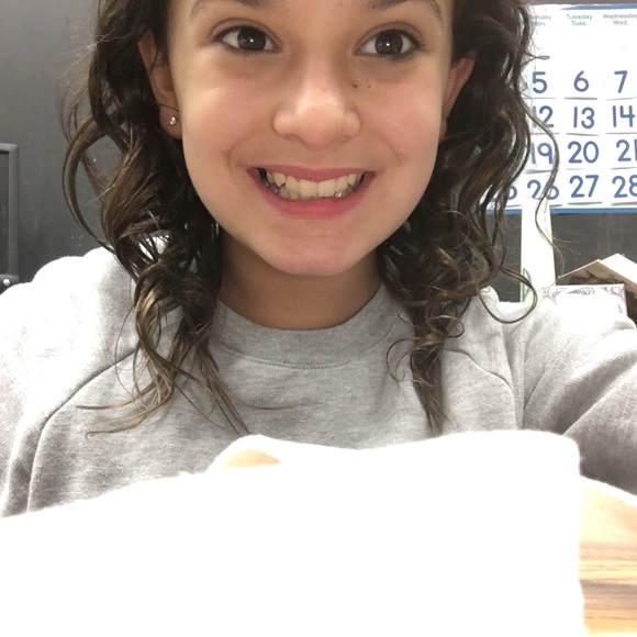 Meet your Posher, Emma - Picture 4 of 4