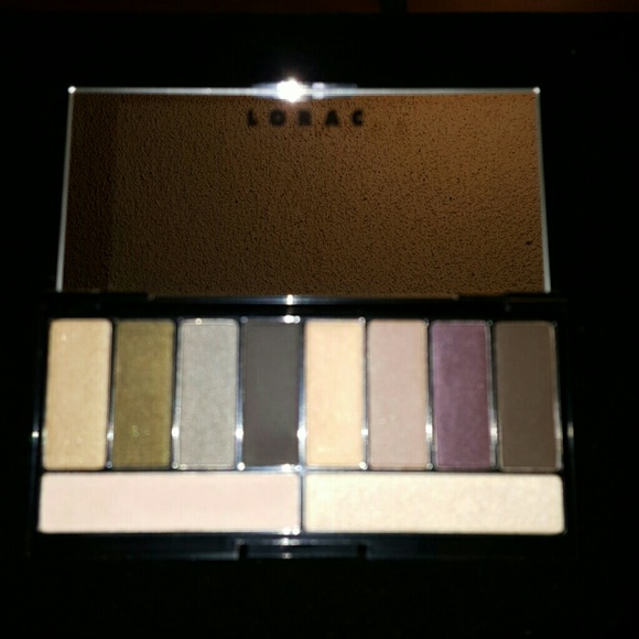 Authentic Lorac "the stylist" palette - Picture 1 of 3
