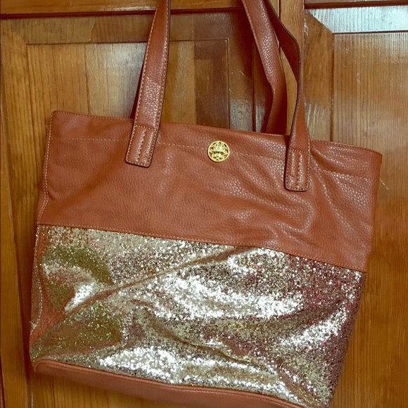 Jessica Simpson Handbags - Jessica Simpson purse