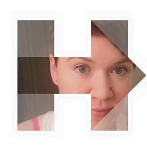 Meet your Posher, Amalia