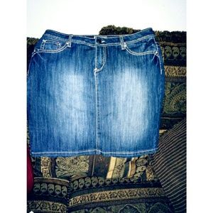 Denim skirt by earl juan