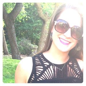 Meet your Posher, Amanda