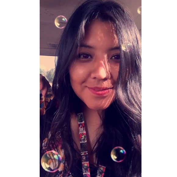 Meet your Posher, Jasmine