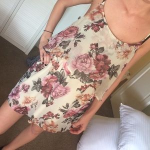 Floral dress! Perfect for spring