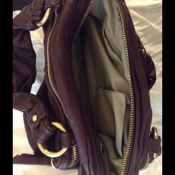 Purse - Picture 2 of 3