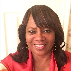 Meet your Posher, Ronda