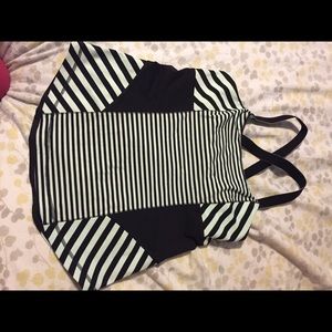 Lululemon top