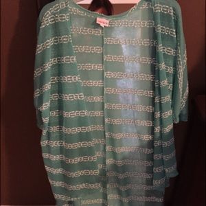 LuLaRoe Lindsay kimono