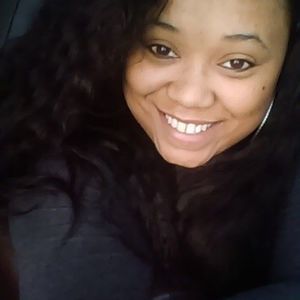 Meet your Posher, Laronda