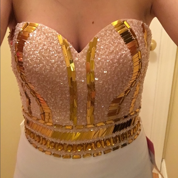 Dresses & Skirts - Brand New Prom Dress