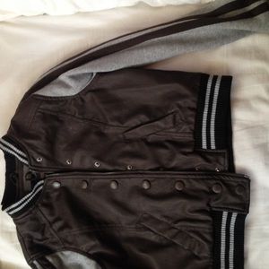 Bomber jacket with cotton sleeves