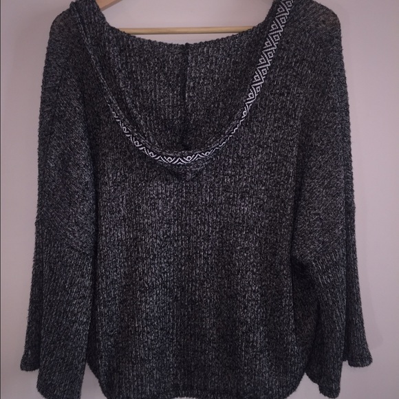 Oversized hooded tie front sweater - Picture 2 of 2