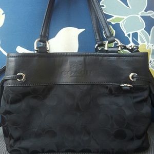 💥FLASH SALE💥 Authentic Coach Bag