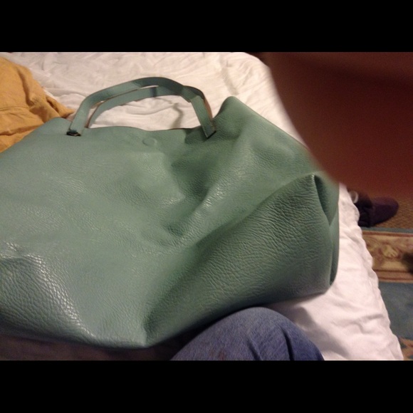 Reversible purse