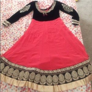Very pretty Indian clothes peaches color and black