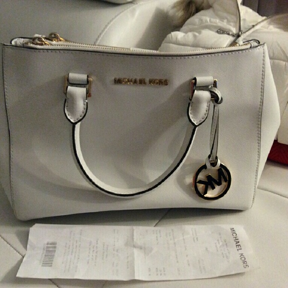 Like new Micheal Korshand bag white