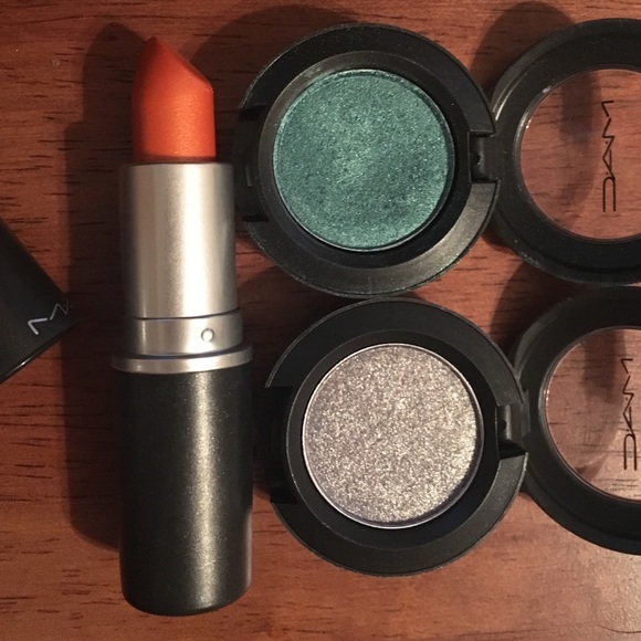 Mac authentic kit