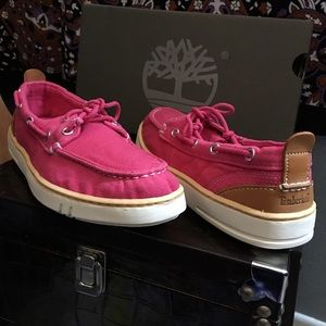 NWT Timberland  handcuffed canvas boat shoe