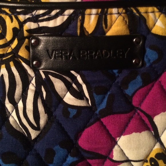 Vera Bradley purse - Picture 2 of 4