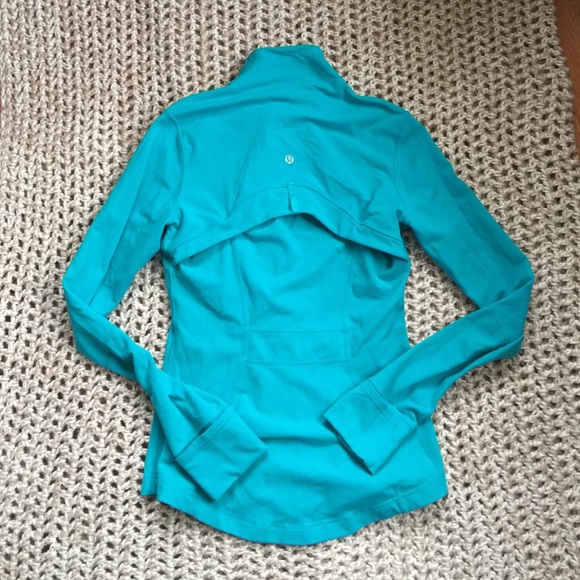 💥SOLD💥Lululemon Define Jacket - Picture 2 of 3