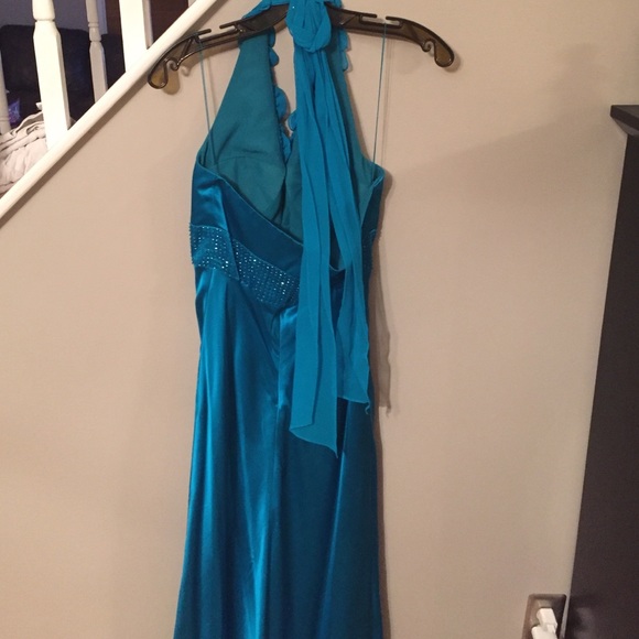 CACHE PROM DRESS - Picture 3 of 4