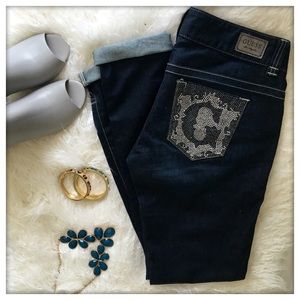 💎GUESS Daredevil Embellished Pocket Skinny Jean