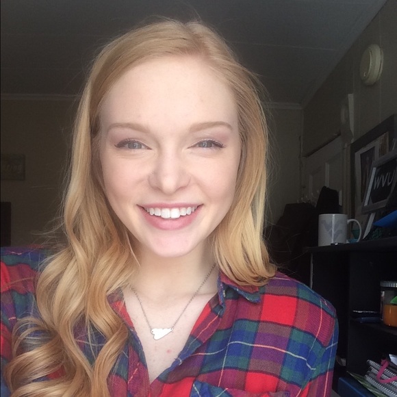 Meet your Posher, Jade