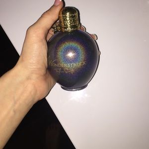 Taylor swifts wonder struck perfume