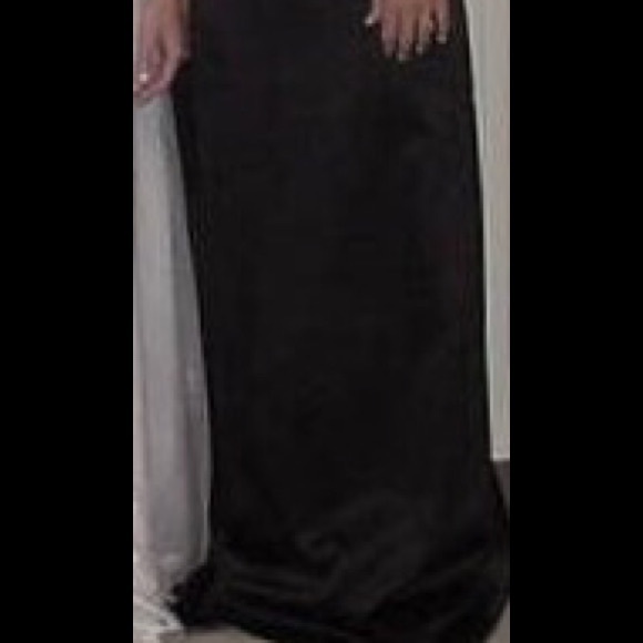 BLACK PROM DRESS - Picture 2 of 3