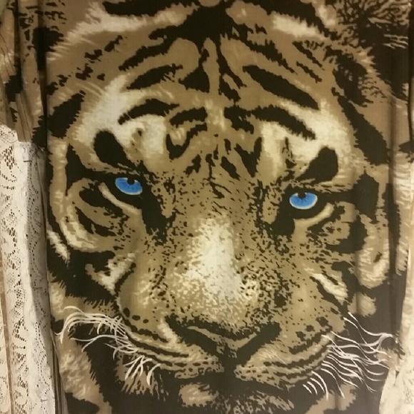 Tiger eye tee