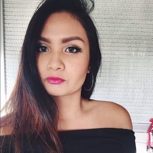 Meet your Posher, Carla