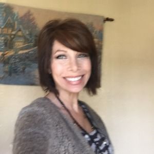 Meet your Posher, Denise