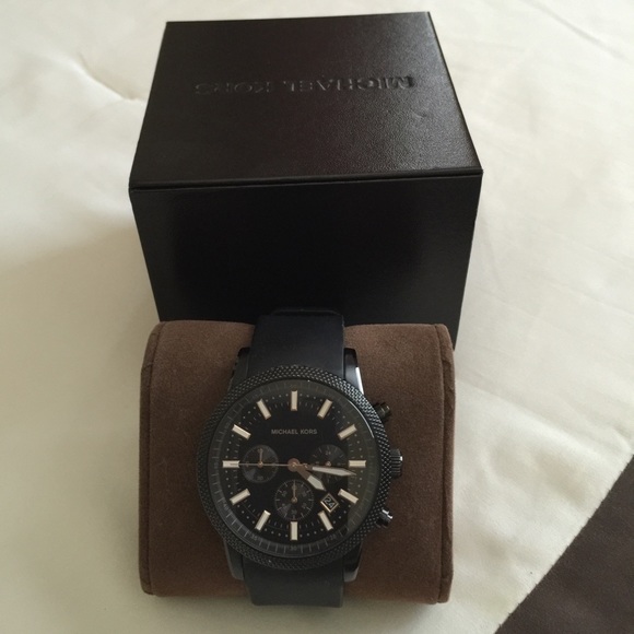****SOLD***Michael Kors Women watch